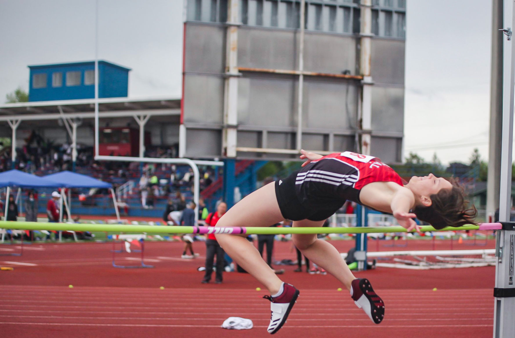 chstrack.jpg